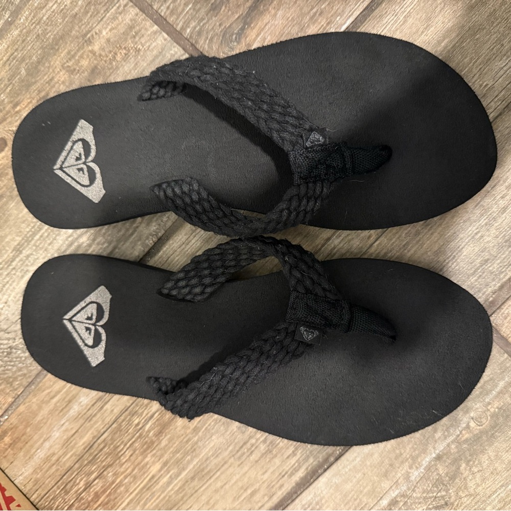 Roxy Black Braided Sandals